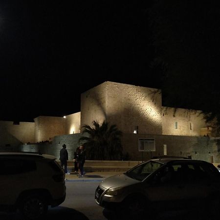 Monolocale Prezioso Villa Trani Exterior photo